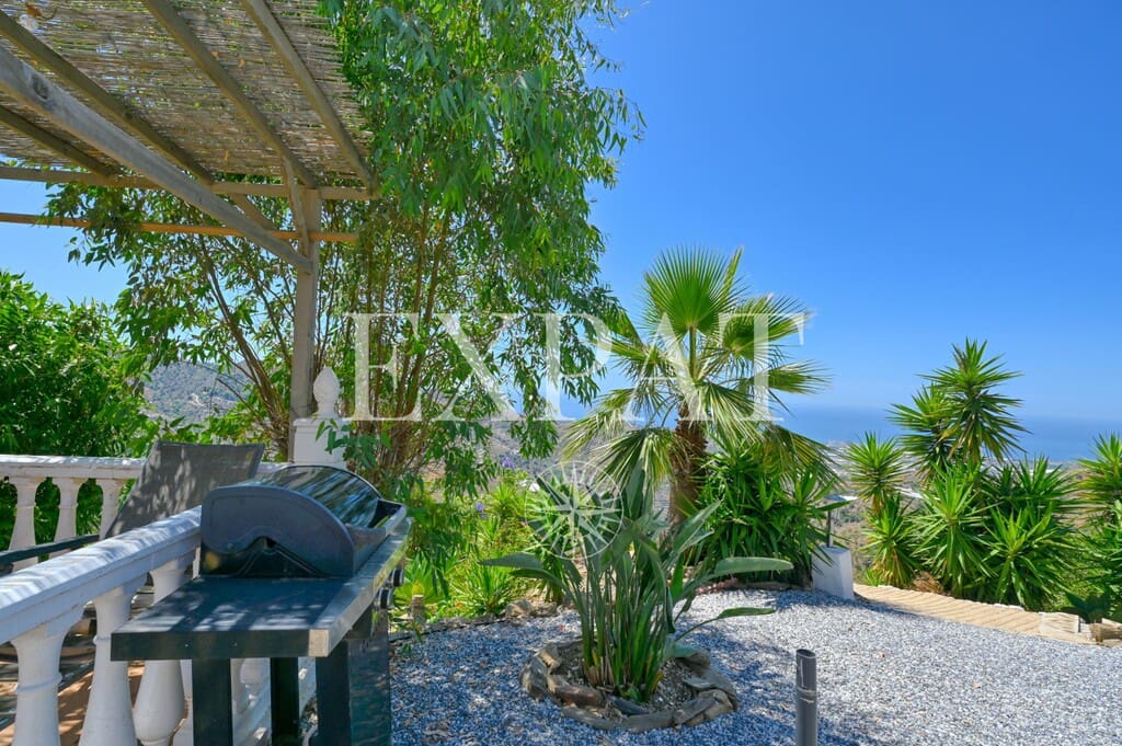 3 soverom Finca/Herregård til salgs i Arenas med svømmebasseng garasje - € 535 000 (Ref: 9910390)