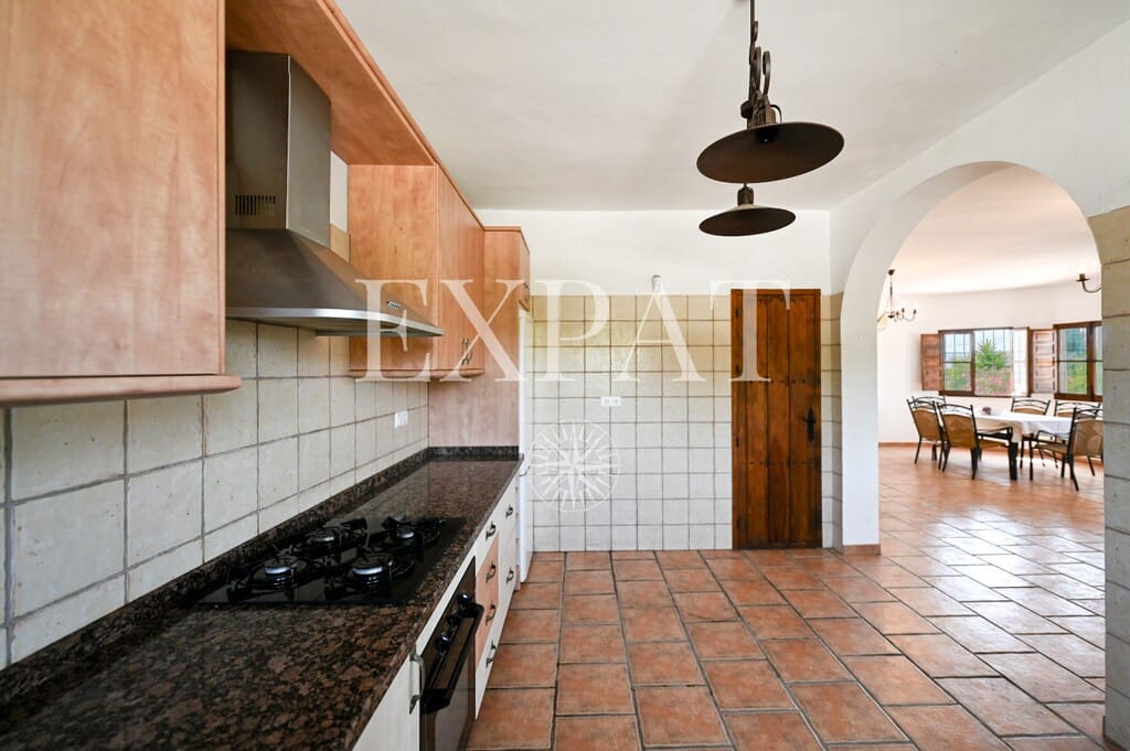 3 soverom Finca/Herregård til salgs i Periana med svømmebasseng - € 364 000 (Ref: 9920057)