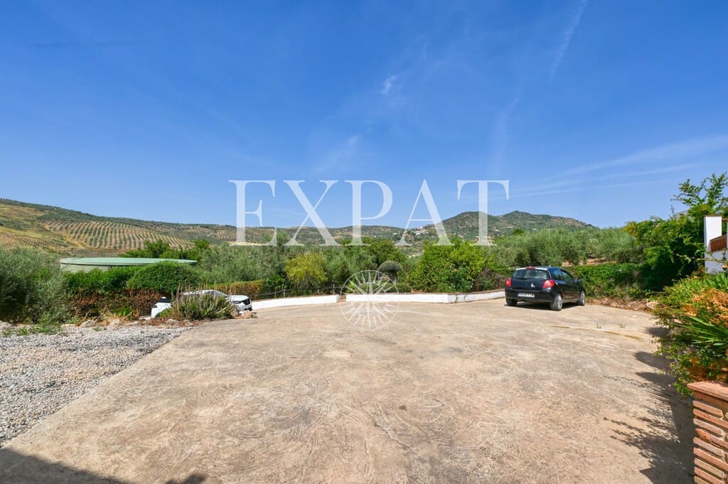 3 soverom Finca/Herregård til salgs i Periana med svømmebasseng - € 364 000 (Ref: 9920057)