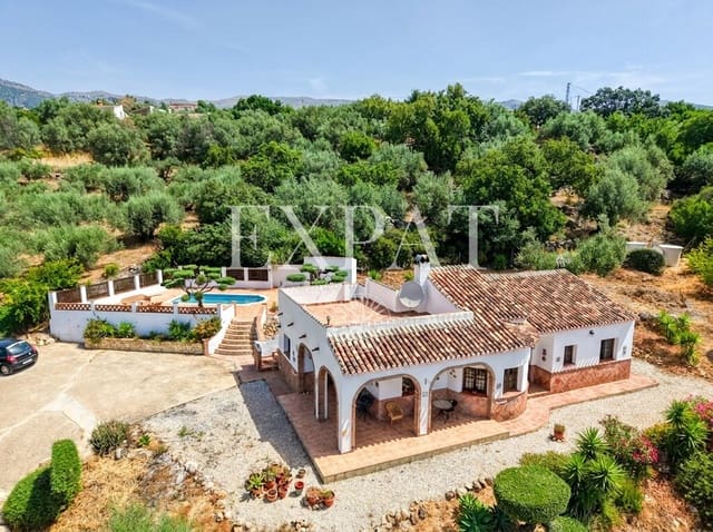 3 soverom Finca/Herregård til salgs i Periana med svømmebasseng - € 364 000 (Ref: 9920057)