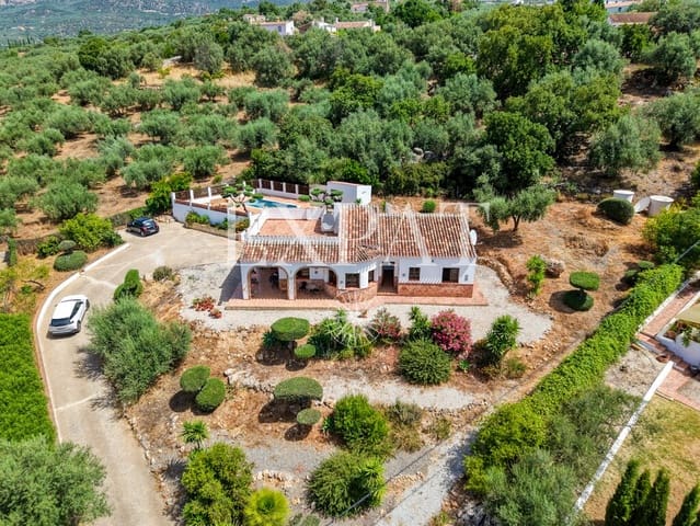 3 soverom Finca/Herregård til salgs i Periana med svømmebasseng - € 364 000 (Ref: 9920057)