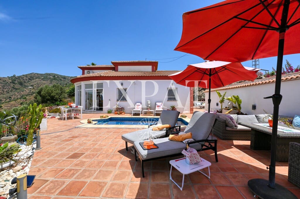 3 quarto Quinta/Casa Rural para venda em Arenas com piscina - 470 000 € (Ref: 9931312)
