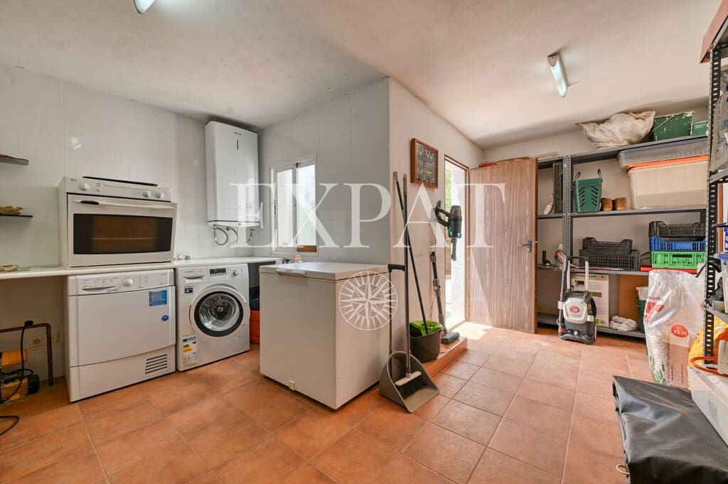 3 soverom Finca/Herregård til salgs i Sayalonga med svømmebasseng - € 365 000 (Ref: 9936029)