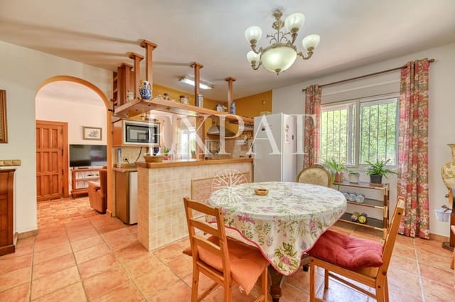 3 soverom Finca/Herregård til salgs i Sayalonga med svømmebasseng - € 365 000 (Ref: 9936029)