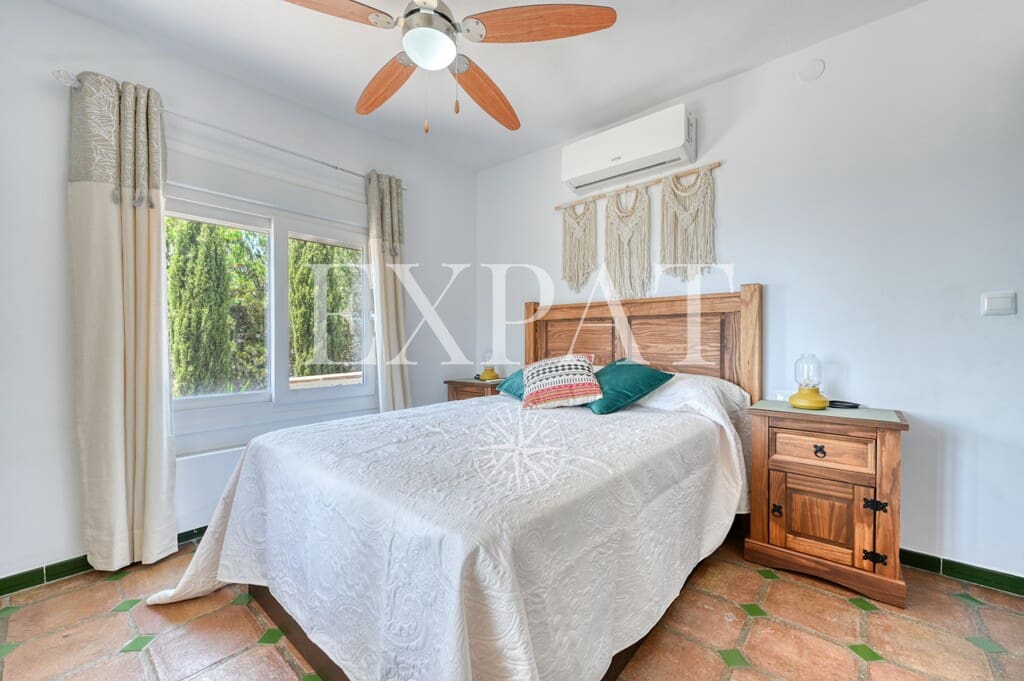 4 chambre Finca/Maison de Campagne à vendre à Competa avec piscine - 650 000 € (Ref: 9953872)