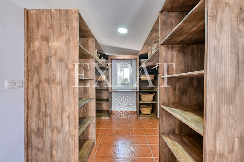 4 chambre Finca/Maison de Campagne à vendre à Competa avec piscine - 650 000 € (Ref: 9953872)