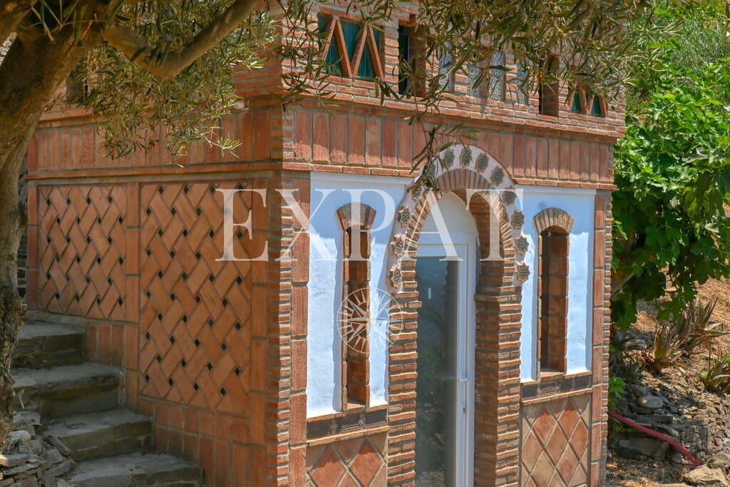 4 chambre Finca/Maison de Campagne à vendre à Competa avec piscine - 650 000 € (Ref: 9953872)