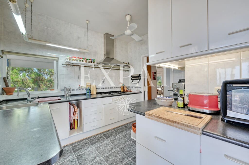5 chambre Villa/Maison à vendre à Mezquitilla avec piscine garage - 995 000 € (Ref: 9966298)