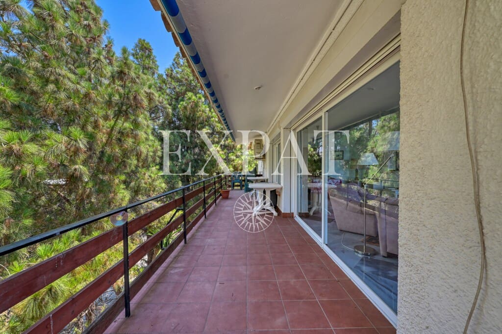 5 chambre Villa/Maison à vendre à Mezquitilla avec piscine garage - 995 000 € (Ref: 9966298)