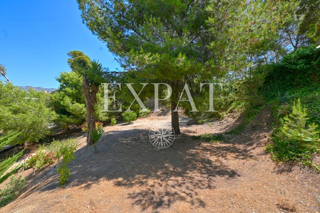 5 chambre Villa/Maison à vendre à Mezquitilla avec piscine garage - 995 000 € (Ref: 9966298)