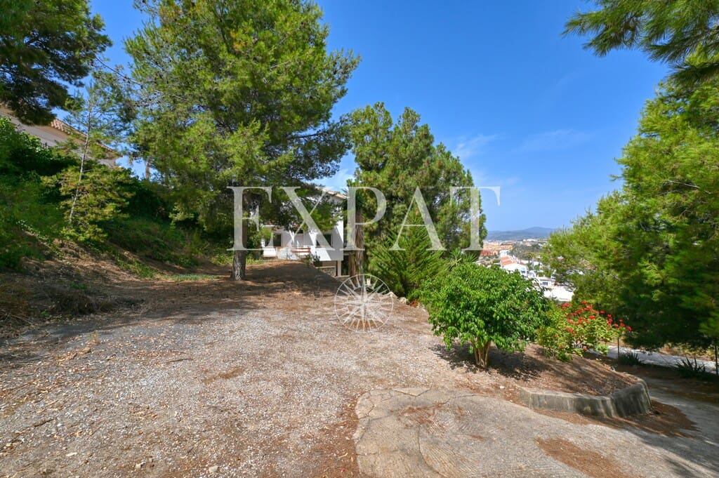 5 chambre Villa/Maison à vendre à Mezquitilla avec piscine garage - 995 000 € (Ref: 9966298)