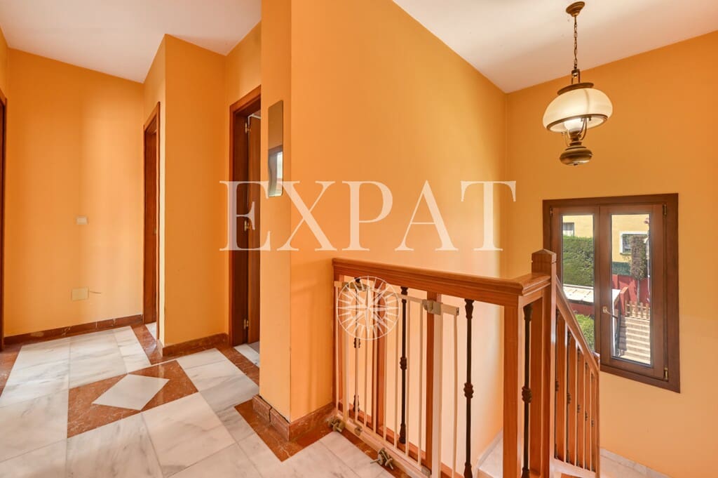 Chalet de 6 habitaciones en Málaga ciudad en venta con piscina garaje - 1.590.000 € (Ref: 9994845)