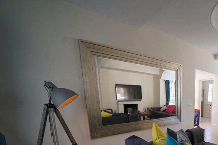 6 soveværelse Villa til salg i Nueva Andalucia med swimmingpool garage - € 1.100.000 (Ref: 10001373)
