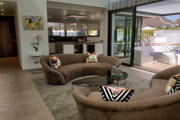 7 sypialnia Willa na sprzedaż w Puerto Banus z basenem garażem - 4 950 000 € (Ref: 10001375)