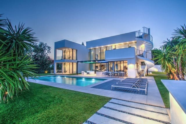 7 soverom Villa til salgs i Puerto Banus, Marbella med svømmebasseng garasje - € 4 950 000 (Ref: 10001375)