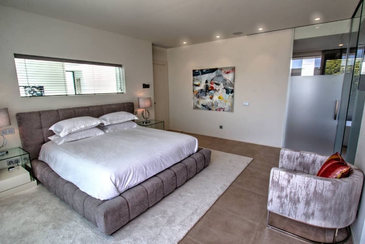 7 sypialnia Willa na sprzedaż w Puerto Banus z basenem garażem - 4 950 000 € (Ref: 10001375)