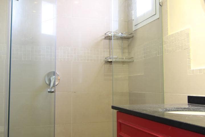 3 sovrum Lägenhet till salu i Nueva Andalucia med pool garage - 339 000 € (Ref: 10001376)