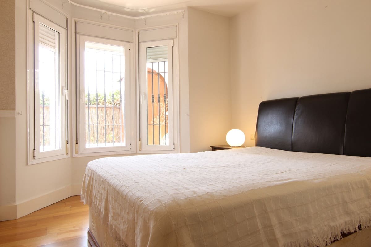3 sovrum Lägenhet till salu i Nueva Andalucia med pool garage - 339 000 € (Ref: 10001376)