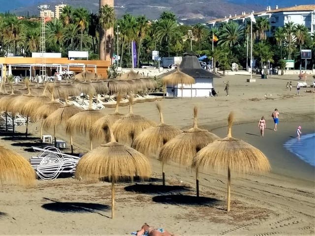 2 makuuhuone Huoneisto myytävänä paikassa Puerto Banus, Marbella - 440 000 € (Ref: 10001377)