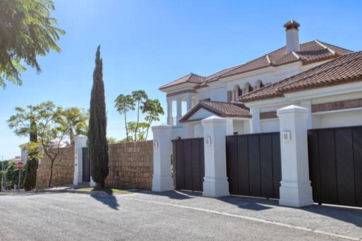5 Zimmer Villa zu verkaufen in Benahavis mit Pool Garage - 3.900.000 € (Ref: 10001378)
