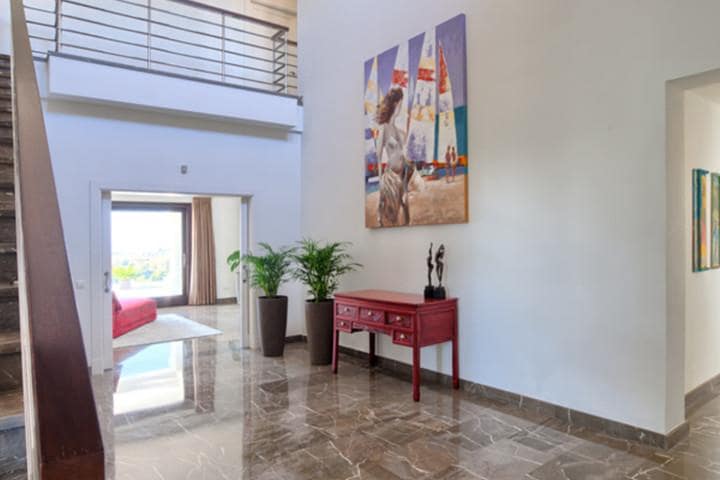 5 Zimmer Villa zu verkaufen in Benahavis mit Pool Garage - 3.900.000 € (Ref: 10001378)