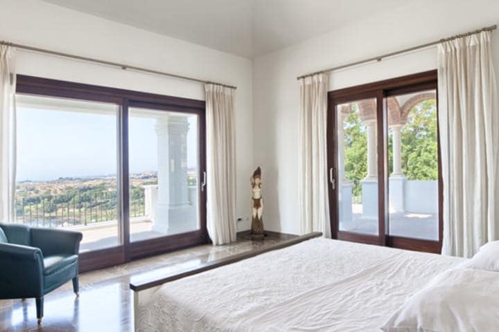 5 Zimmer Villa zu verkaufen in Benahavis mit Pool Garage - 3.900.000 € (Ref: 10001378)