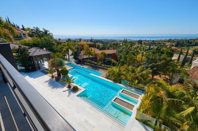 8 sypialnia Willa na sprzedaż w Marbella z basenem garażem - 5 900 000 € (Ref: 10001379)