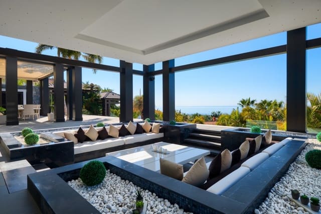 8 sypialnia Willa na sprzedaż w Marbella z basenem garażem - 5 900 000 € (Ref: 10001379)