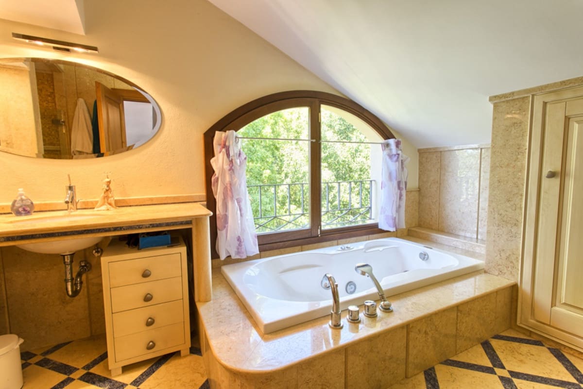 5 camera da letto Villa in vendita in Marbella con piscina garage - 2.900.000 € (Rif: 10001380)