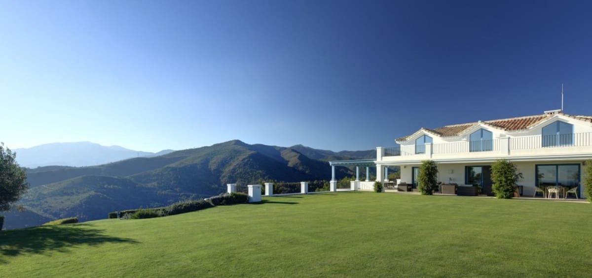 5 sovrum Villa till salu i Marbella med pool garage - 4 900 000 € (Ref: 10001381)