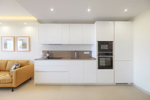 Apartamento de 2 habitaciones en Calahonda, Mijas en venta con piscina garaje - 499.000 € (Ref: 10001382)