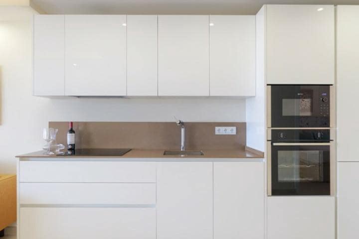 Apartamento de 2 habitaciones en Calahonda en venta con piscina garaje - 499.000 € (Ref: 10001382)
