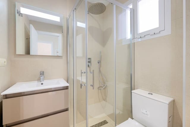Apartamento de 2 habitaciones en Calahonda, Mijas en venta con piscina garaje - 499.000 € (Ref: 10001382)