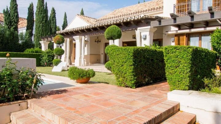 5 chambre Villa/Maison à vendre à Los Flamingos avec piscine garage - 1 990 050 € (Ref: 10001383)