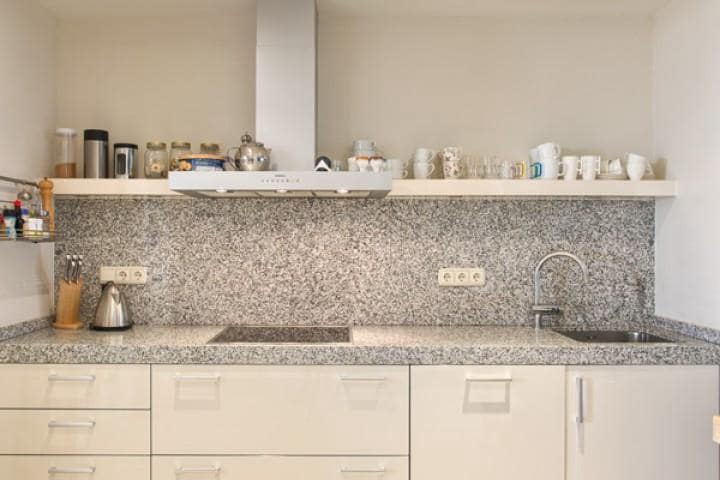 3 chambre Penthouse à vendre à Marbella avec piscine garage - 975 000 € (Ref: 10001384)