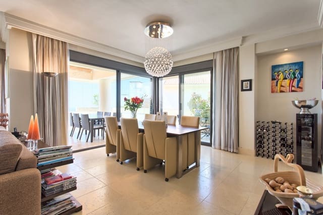 3 slaapkamer Penthouse te koop in Marbella met zwembad garage - € 975.000 (Ref: 10001384)
