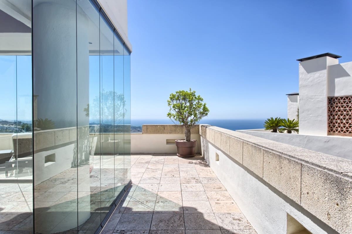 3 chambre Penthouse à vendre à Marbella avec piscine garage - 975 000 € (Ref: 10001384)