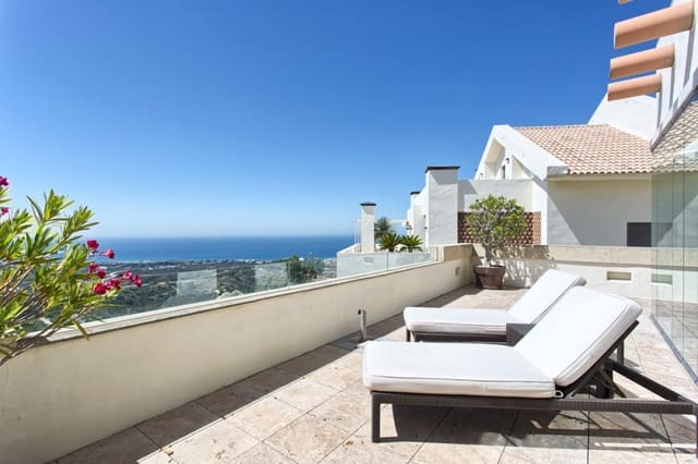 3 slaapkamer Penthouse te koop in Marbella met zwembad garage - € 975.000 (Ref: 10001384)