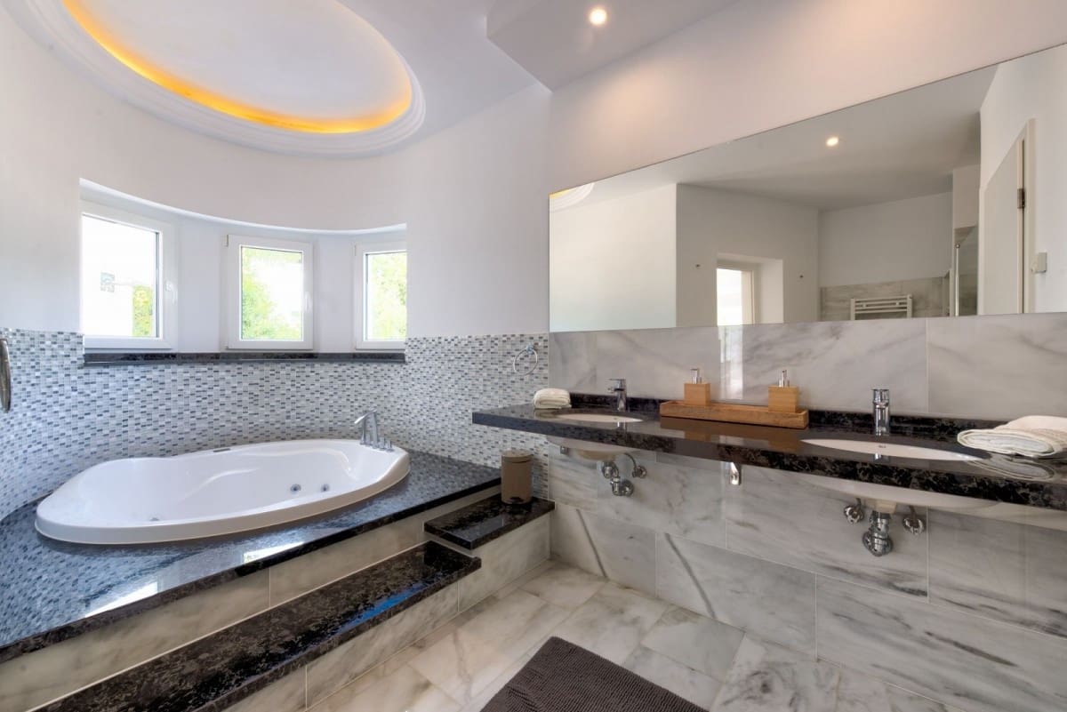 4 camera da letto Villa in vendita in Marbella con piscina garage - 1.399.000 € (Rif: 10001385)