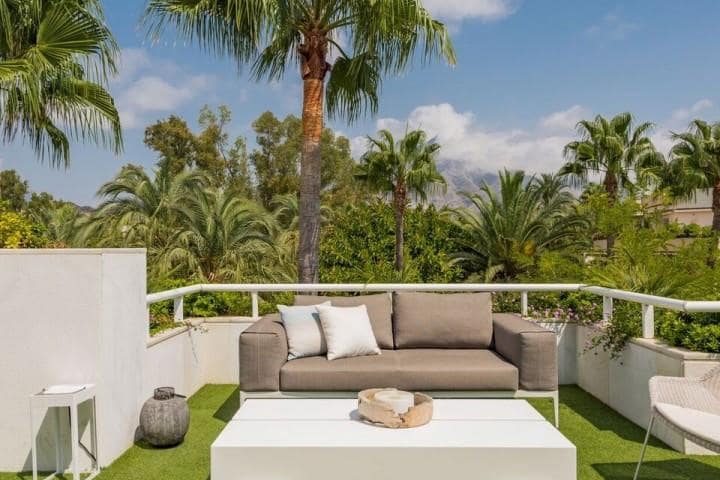 3 Zimmer Penthouse zu verkaufen in Marbella mit Pool Garage - 2.495.000 € (Ref: 10001386)