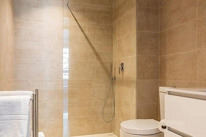 3 sovrum Lägenhet till salu i Benahavis med pool garage - 520 000 € (Ref: 10001387)