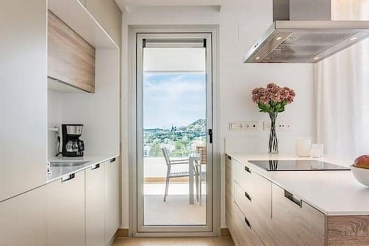 3 sovrum Lägenhet till salu i Benahavis med pool garage - 520 000 € (Ref: 10001387)
