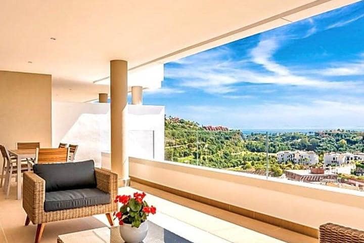 3 sovrum Lägenhet till salu i Benahavis med pool garage - 520 000 € (Ref: 10001387)
