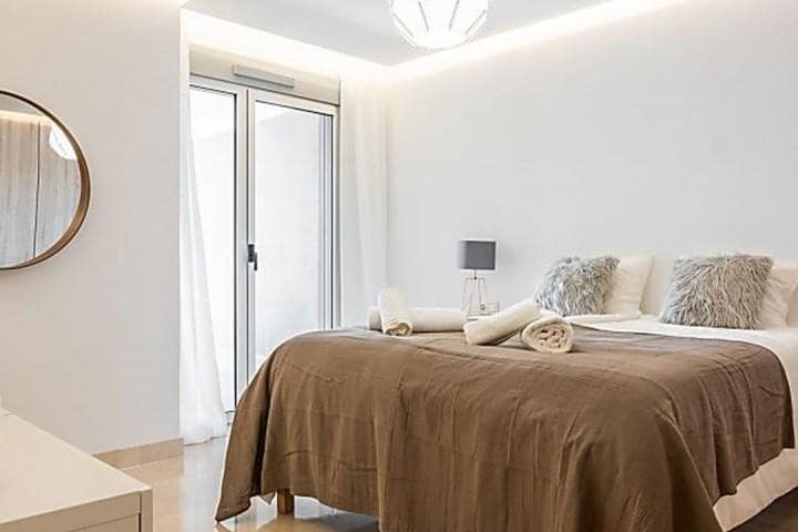 3 sovrum Lägenhet till salu i Benahavis med pool garage - 520 000 € (Ref: 10001387)