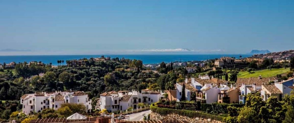 3 sovrum Lägenhet till salu i Benahavis med pool garage - 520 000 € (Ref: 10001387)