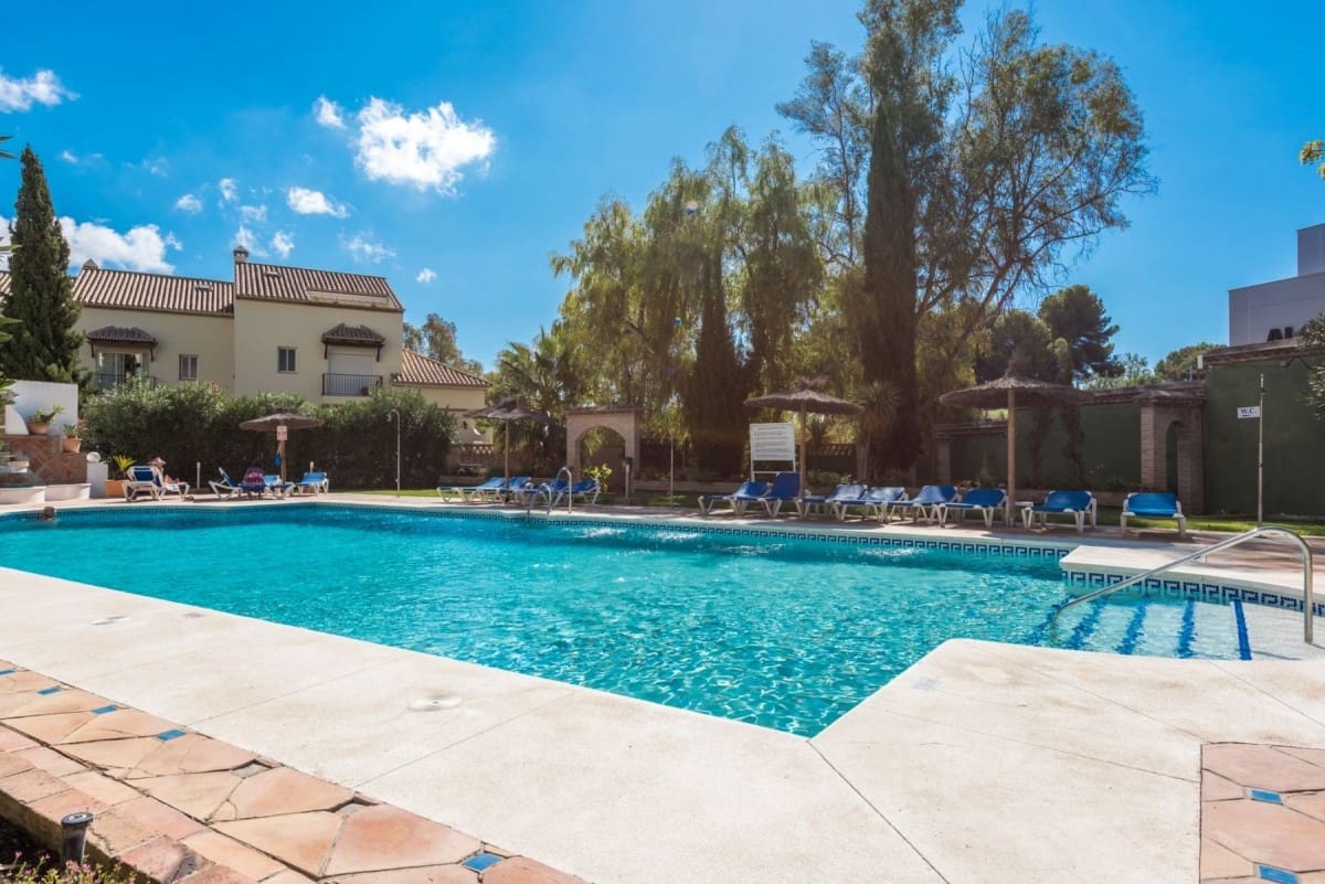 3 slaapkamer Huis te koop in Marbella met zwembad garage - € 365.000 (Ref: 10001388)