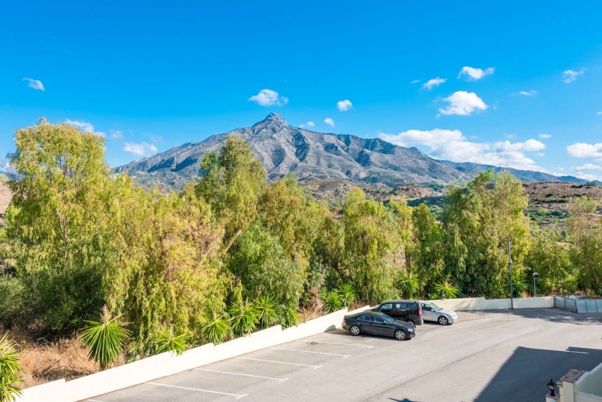 3 slaapkamer Huis te koop in Marbella met zwembad garage - € 365.000 (Ref: 10001388)