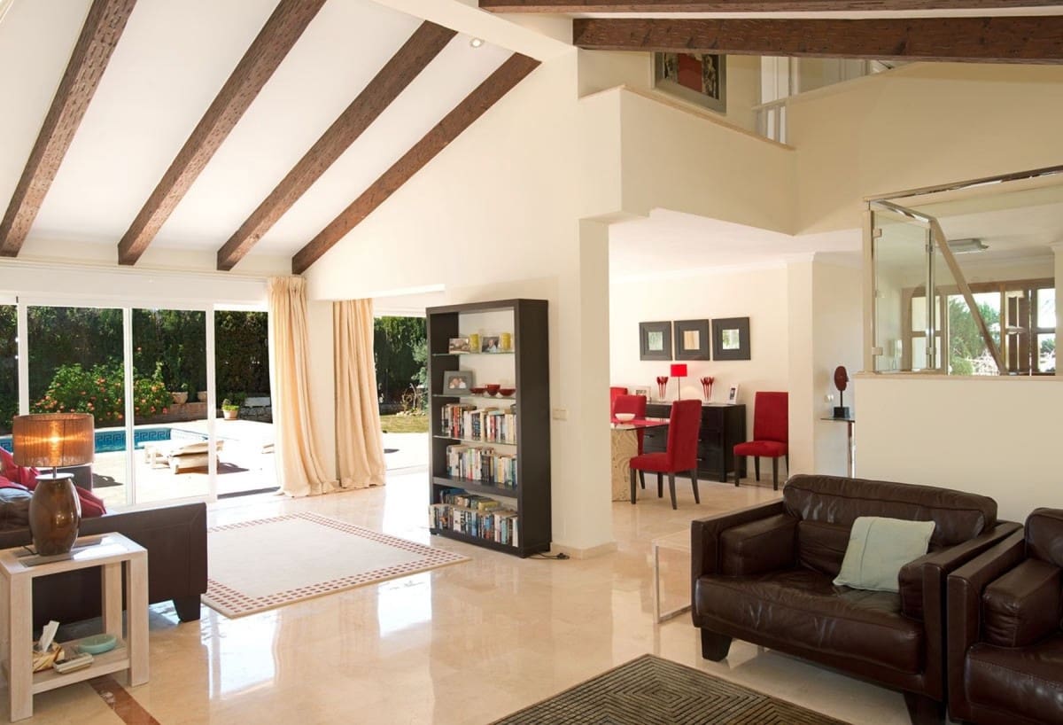 4 sypialnia Willa na sprzedaż w Marbella z basenem garażem - 1 245 000 € (Ref: 10001389)