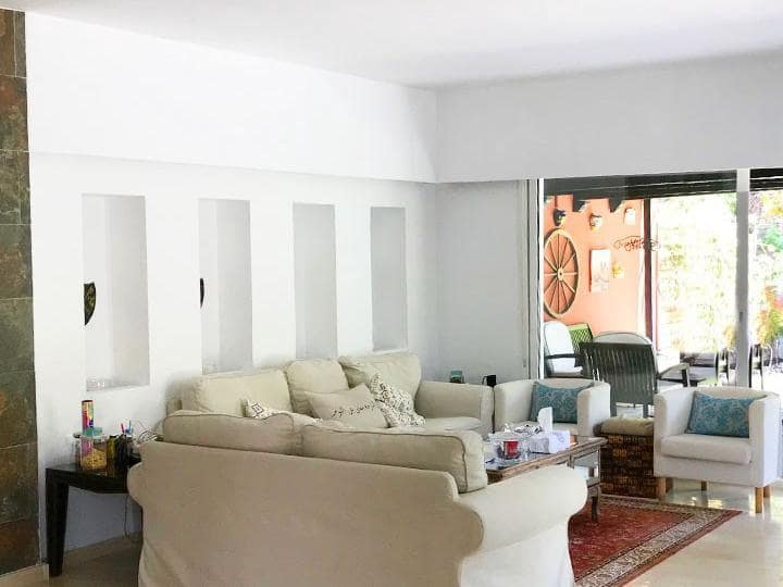 4 Zimmer Haus zu verkaufen in Marbella mit Pool Garage - 699.000 € (Ref: 10001394)