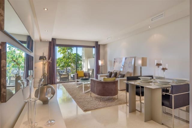 Apartamento de 2 habitaciones en Benahavís en venta con piscina garaje - 350.000 € (Ref: 10001396)
